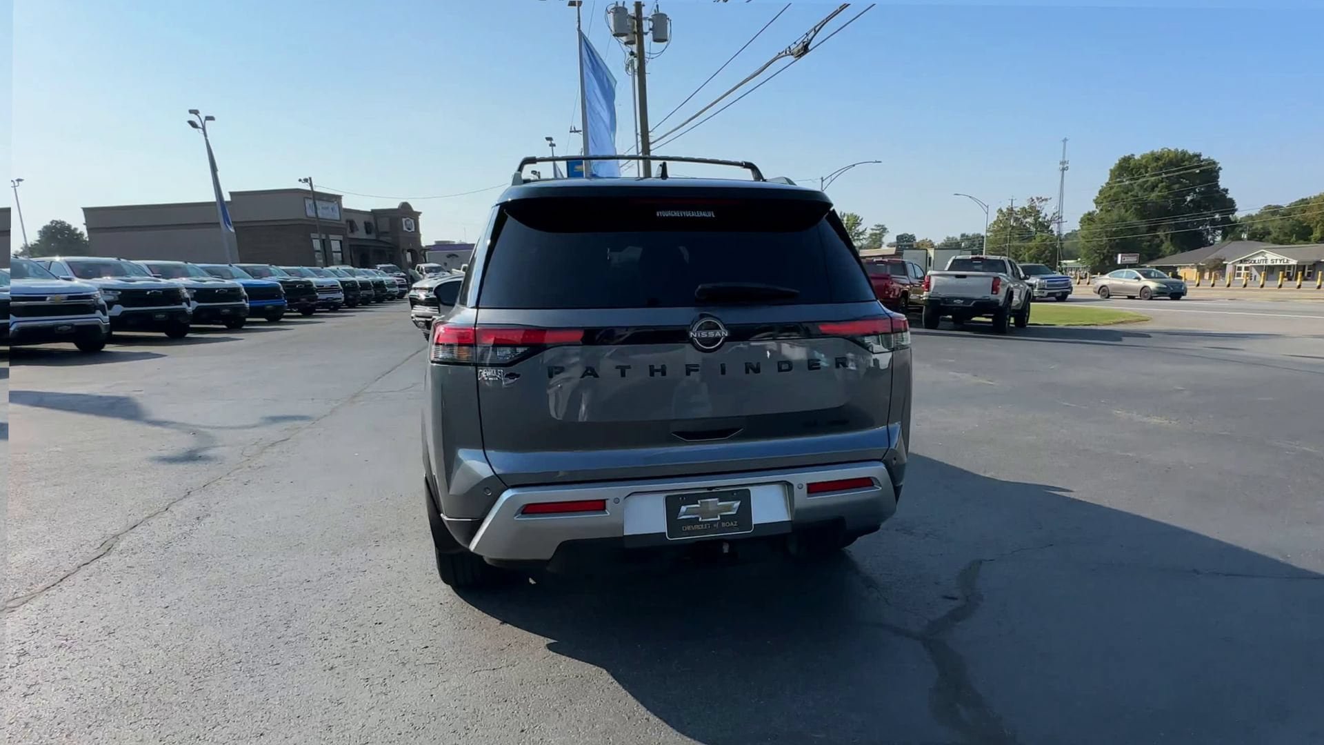 Used 2023 Nissan Pathfinder SL w/ SL Premium Package AWD/4WD image 7