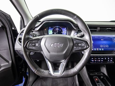 Used 2022 Chevrolet Bolt EUV Premier image 19