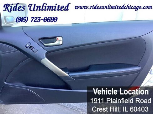 Used 2014 Hyundai Genesis 2.0T image 25