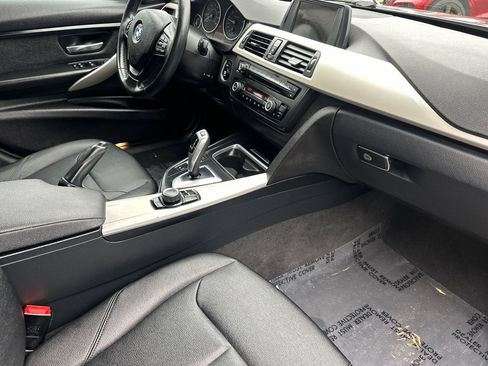 Used 2015 BMW 320i Sedan RWD image 17