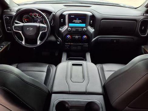 Used 2020 Chevrolet Silverado 1500 LT Trail Boss w/ Midnight Edition AWD/4WD image 8