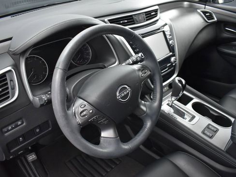 Used 2024 Nissan Murano SV w/ SV Midnight Edition Package image 10