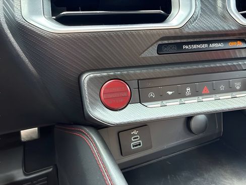 Used 2025 Ford Mustang GT Premium RWD image 11