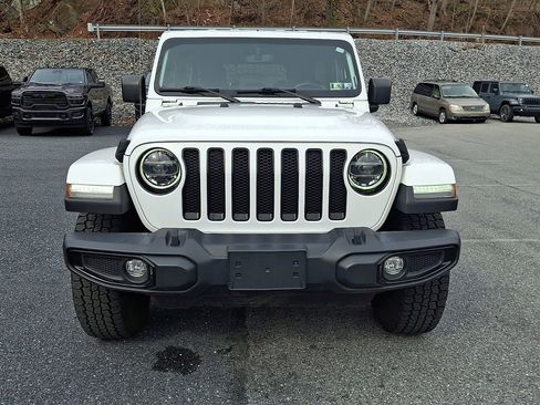 Used 2022 Jeep Wrangler Unlimited Sahara image 6