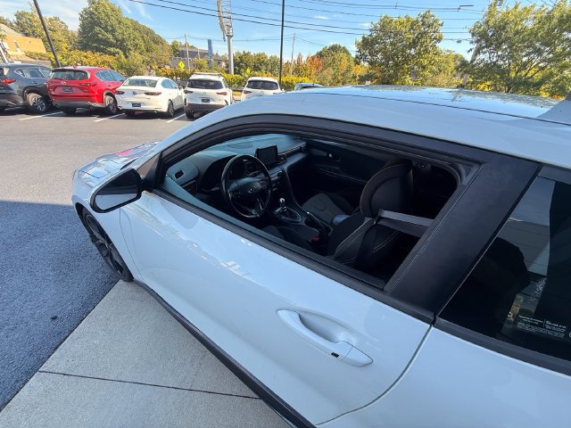 Used 2020 Hyundai Veloster Turbo R-Spec FWD image 5