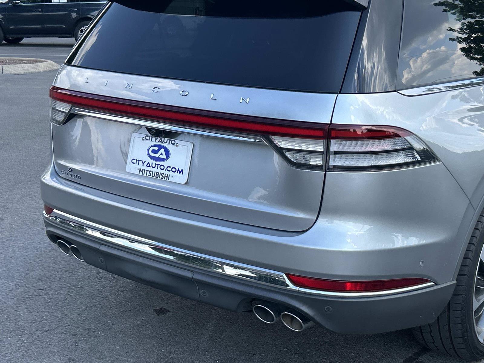 Used 2021 Lincoln Aviator Reserve w/ Equipment Group 202A AWD/4WD image 13