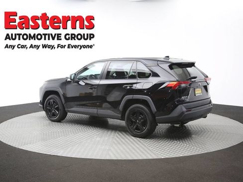 Used 2022 Toyota RAV4 LE AWD/4WD image 62