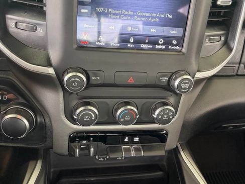 Used 2021 RAM 1500 Big Horn AWD/4WD image 2