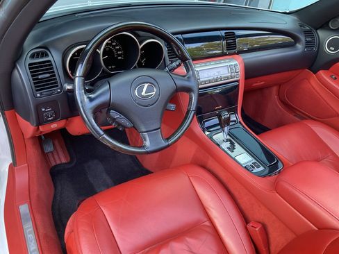 Used 2007 Lexus SC 430 Convertible RWD image 21