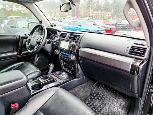 Used 2019 Toyota 4Runner TRD Pro image 13