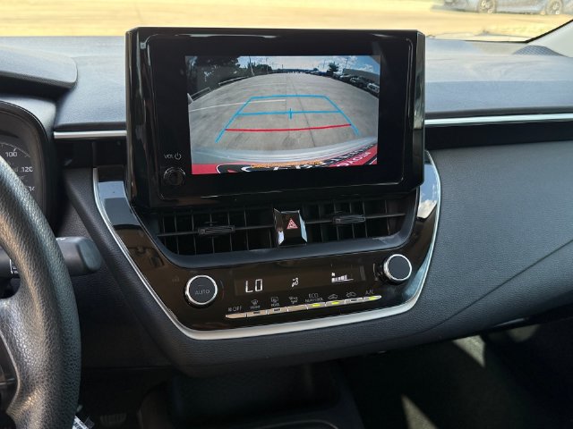 Used 2024 Toyota Corolla LE FWD image 19