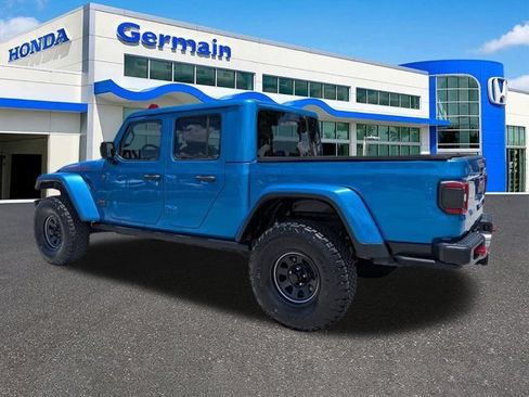 Used 2020 Jeep Gladiator Rubicon w/ Dual Top Group AWD/4WD image 7