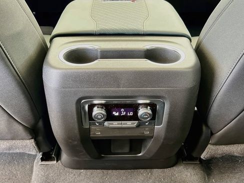 New 2026 GMC Yukon AT4 w/ AT4 Premium Package AWD/4WD image 18