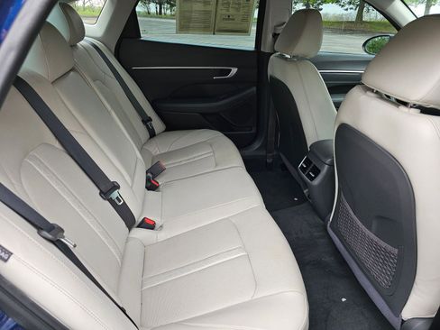 Used 2022 Hyundai Sonata Limited FWD image 17