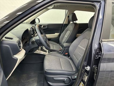 New 2026 Hyundai Venue SEL image 9