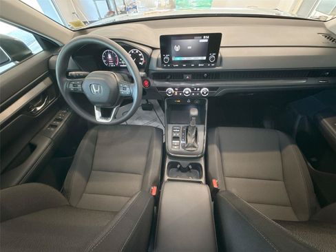 Used 2025 Honda CR-V LX image 21