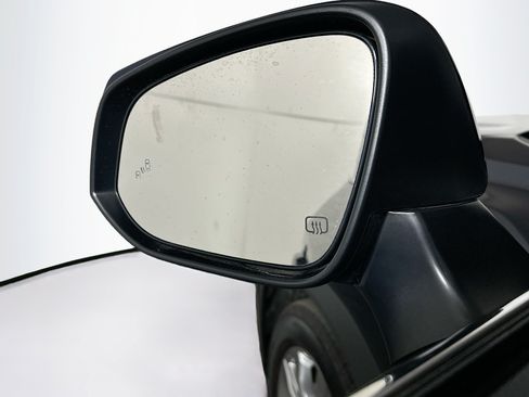 Used 2025 Toyota Grand Highlander FWD image 16