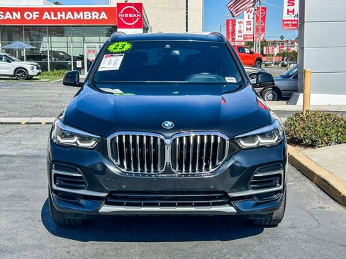Used 2023 BMW X5 xDrive40i w/ Parking Assistance Package AWD/4WD image 3