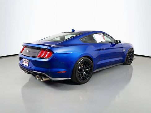 Used 2022 Ford Mustang GT RWD image 9