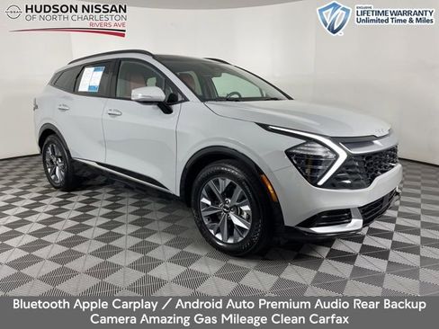 Used 2025 Kia Sportage SX image 1