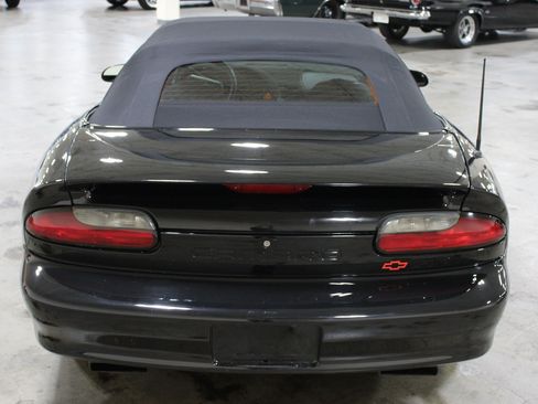 Used 1995 Chevrolet Camaro Z28 RWD image 34