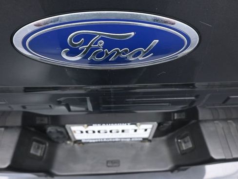 Used 2019 Ford F150 XLT w/ Equipment Group 302A Luxury image 16