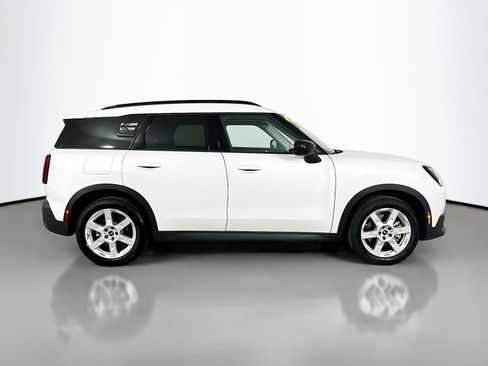 Used 2025 MINI Cooper Countryman S w/ Comfort Package Max AWD/4WD image 4