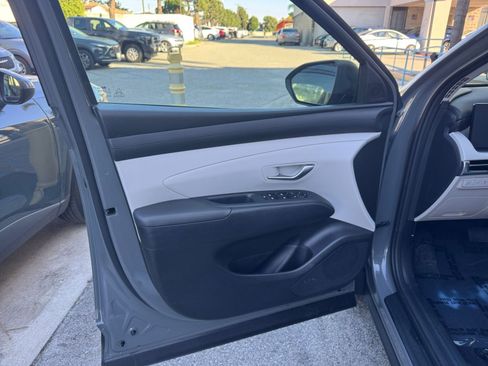 Used 2025 Hyundai Tucson SEL image 18