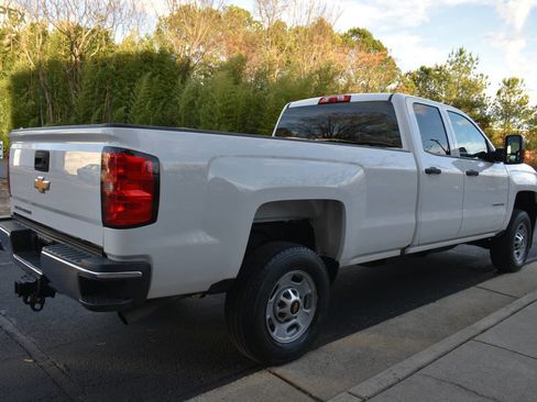 Used 2019 Chevrolet Silverado 2500 W/T w/ WT Convenience Package image 3