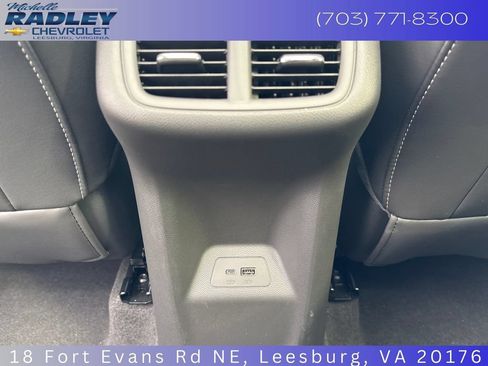 Used 2025 Buick Envision Preferred AWD/4WD image 24