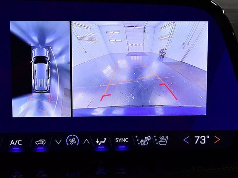 Used 2026 Chevrolet Traverse High Country w/ LPO, Floor Liner Package AWD/4WD image 23
