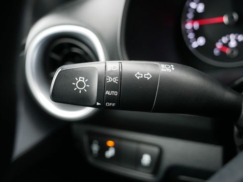 Certified 2023 Kia Forte LXS w/ LXS Technology Package image 33