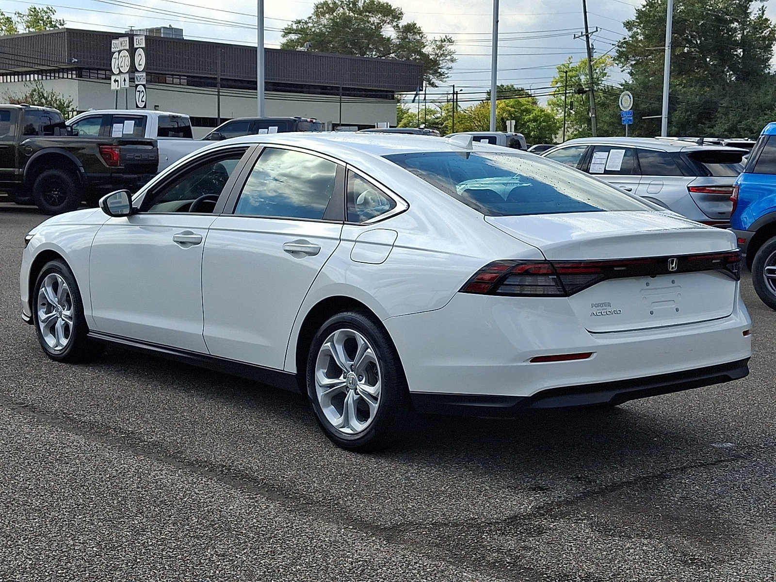 Used 2024 Honda Accord LX image 7