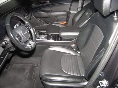 Used 2024 Kia Sportage SX FWD image 10