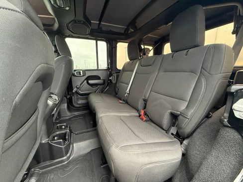 Used 2021 Jeep Wrangler Unlimited Sport AWD/4WD image 25