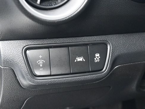 Used 2019 Kia Forte LXS image 14