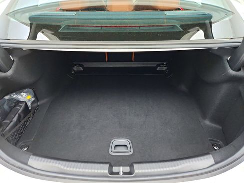 Used 2025 Mercedes-Benz C 300 Sedan image 28