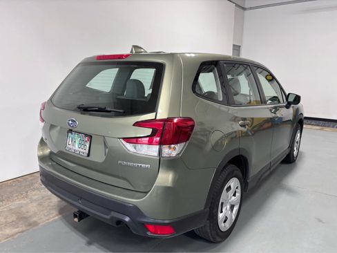 Used 2021 Subaru Forester AWD/4WD image 5