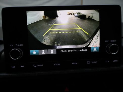 Used 2024 Honda CR-V EX image 21