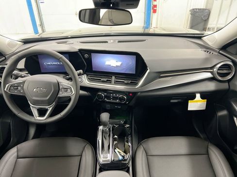 New 2026 Chevrolet Trax ACTIV w/ Driver Confidence Package image 10