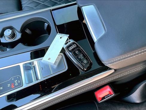 Used 2021 Audi S6 Premium Plus image 10