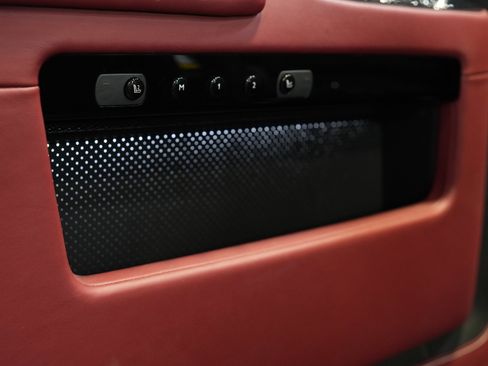 Used 2020 Rolls-Royce Ghost image 28