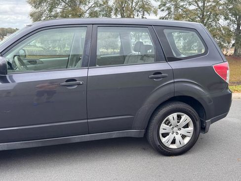 Used 2010 Subaru Forester 2.5X image 6