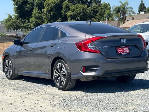Used 2018 Honda Civic EX-T image 7