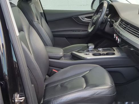 Used 2018 Audi Q7 3.0T Premium image 28