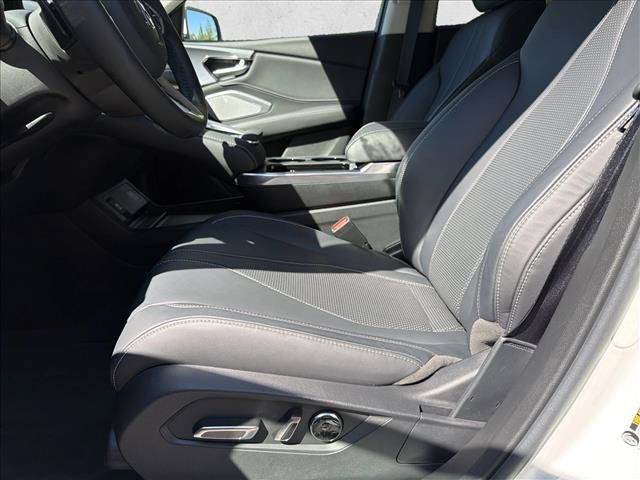Used 2025 Acura RDX w/ Technology Package AWD/4WD image 12
