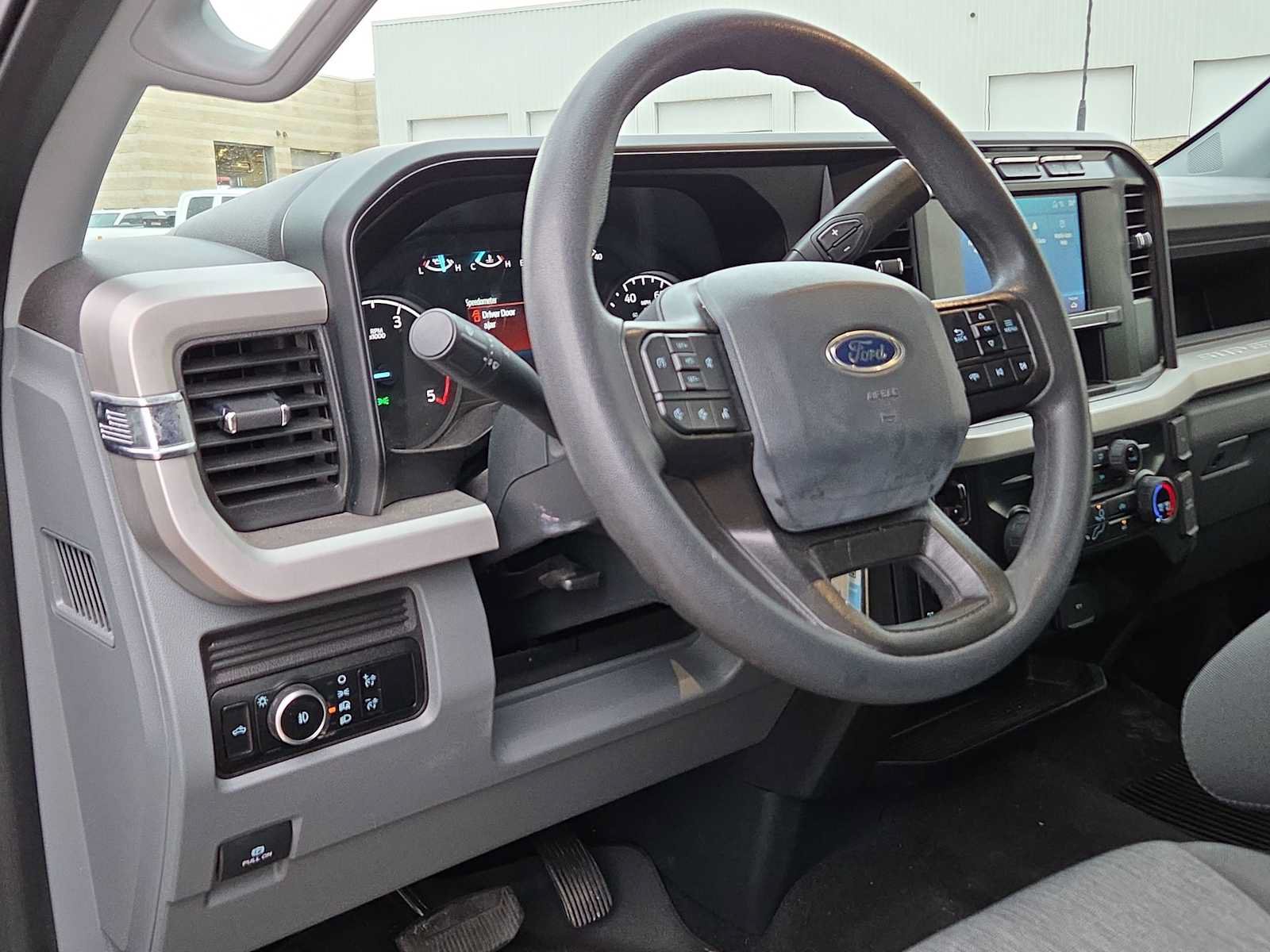 Used 2024 Ford F250 XL w/ STX Appearance Package AWD/4WD image 10