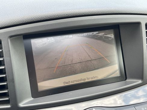 Used 2014 Nissan Quest SL FWD image 24