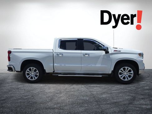 Used 2022 Chevrolet Silverado 1500 LTZ w/ LTZ Premium Package AWD/4WD image 4