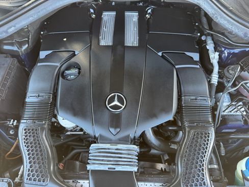 Used 2019 Mercedes-Benz GLE 400 4MATIC image 12